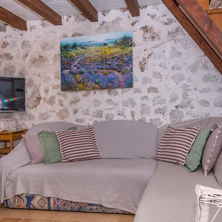 House Vedrana Сasa de vacaciones