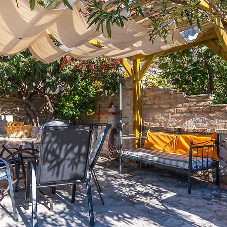 Сasa de vacaciones House Vedrana