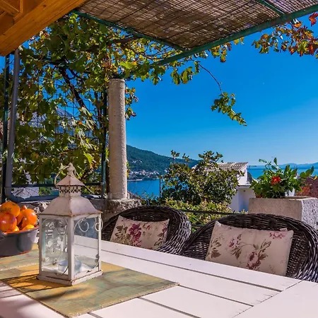 House Vedrana Сasa de vacaciones