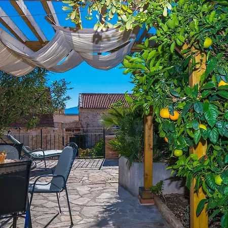 Сasa de vacaciones House Vedrana *